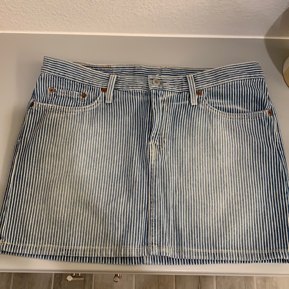 Lucky Brand Denim Skirt - 8/29. EUC